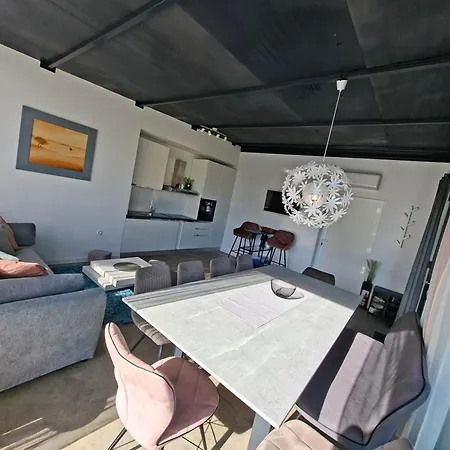 ヴィラ Hacienda Matea, An Oasis Of Romance Near The Beaches, Surrounded By Olive Trees, Pool, Jacuzzi, Playground, Istria *